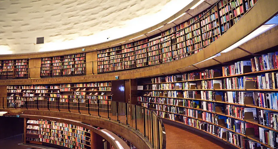We found out about this magical library from my Wallpaper City Guide for Stockholm. There's something beautiful about piles and piles of books and my inner compulsive sorter took great satisfaction in knowing that they were all perfectly categorized and laid out.
